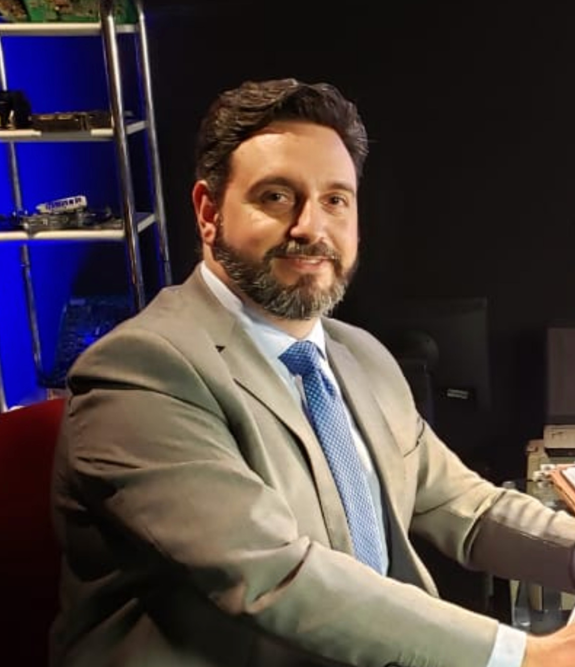 Perito Adriano Valim